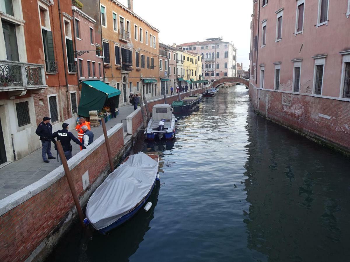 Artist House Apartment Venesia Bagian luar foto